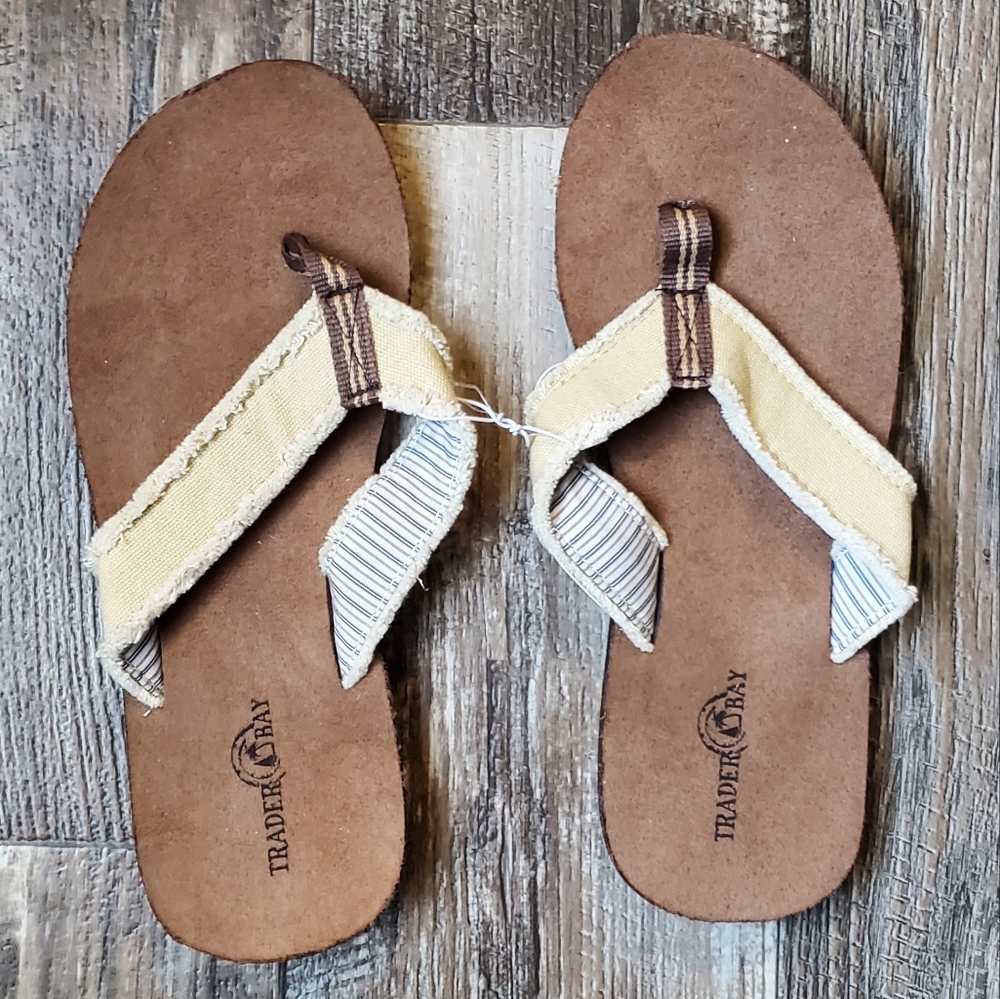Trader Bay Men's Flip Flops (size 10/11)